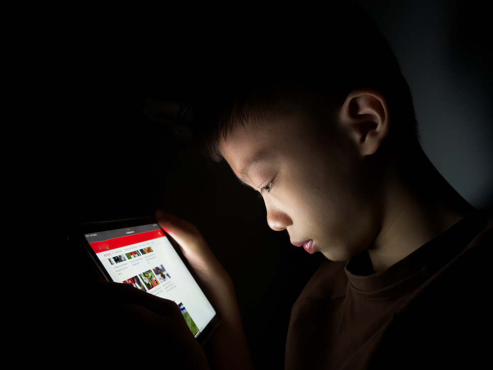 10 cách trẻ em nói dối cha mẹ về sử dụng Internet