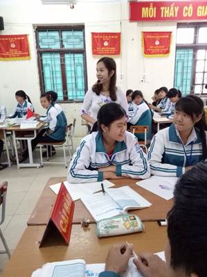 Cô giáo Hoàng Thị Tâm – một tấm gương phấn đấu không mệt mỏi vượt khó vươn lên trong công tác, lòng nhiệt tình giàu lòng nhân ái đã nhiều năm cống hiến trong nghề trồng người