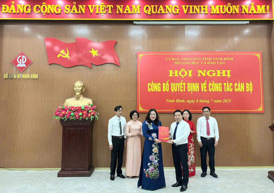 Ngành Giáo dục tỉnh Ninh Bình kiện toàn công tác cán bộ