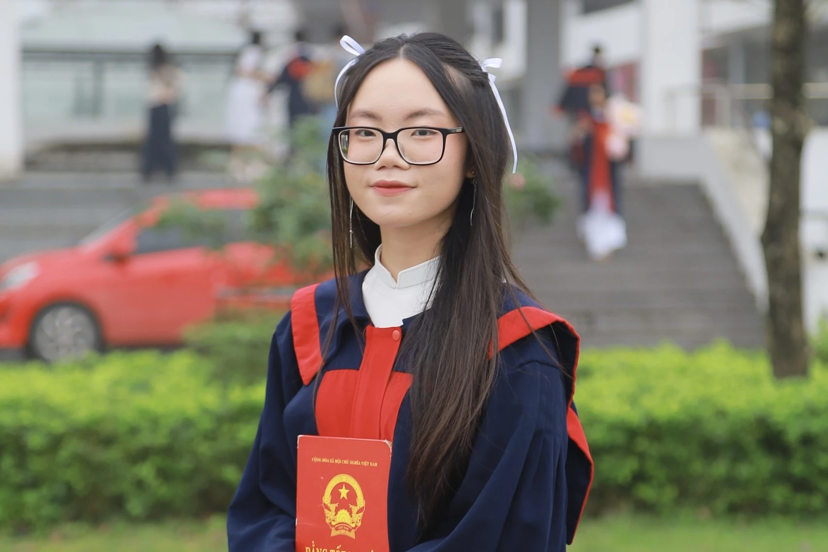 Thủ khoa toàn quốc thi tốt nghiệp đã đỗ 5 trường đại học