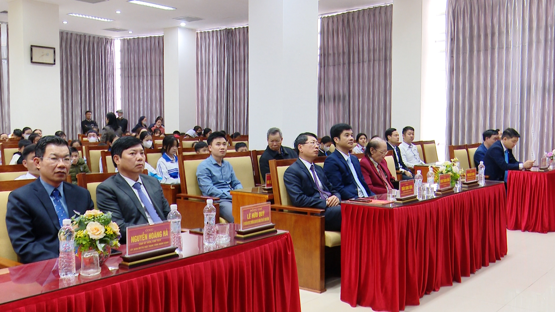 Trao học bổng Trương Hán Siêu năm 2024