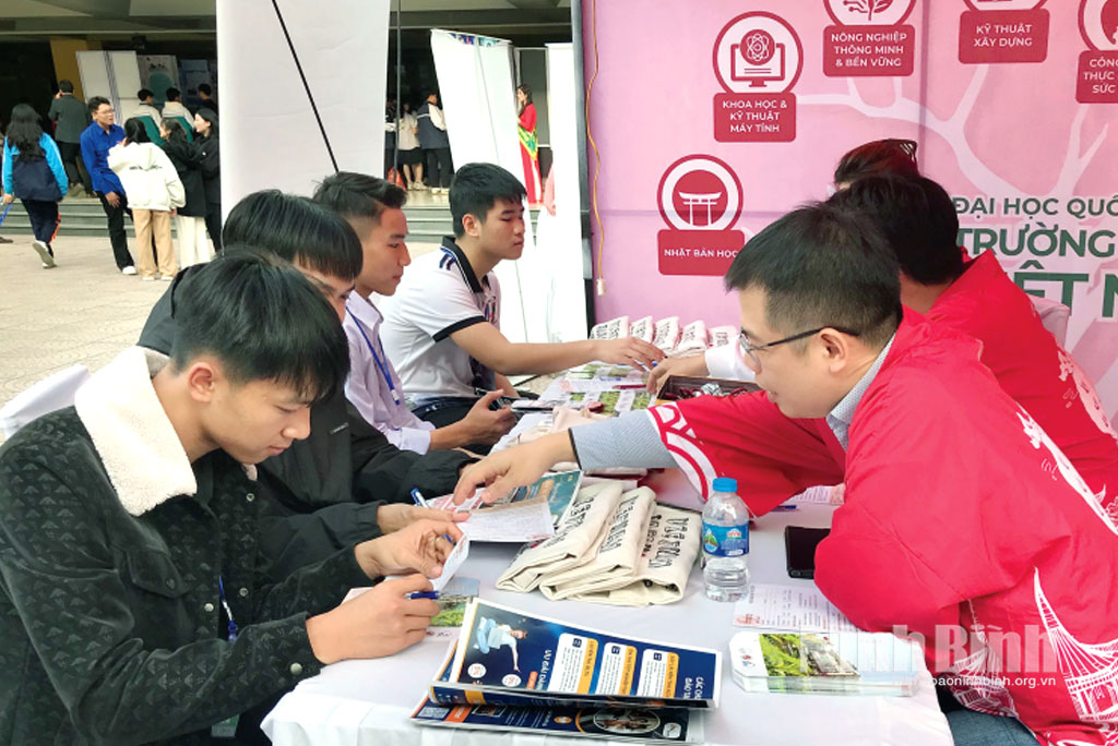 Rộng mở cánh cửa lập thân, lập nghiệp sau tốt nghiệp THPT