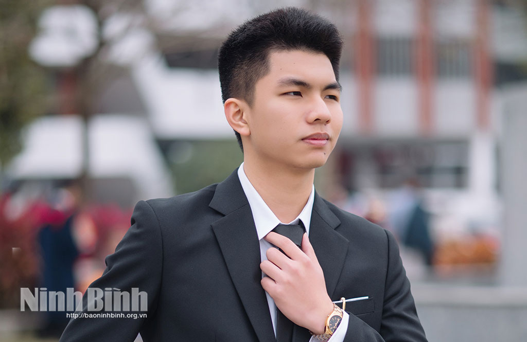 Vũ Thành Lâm-Thủ khoa trẻ với ước mơ trở thành quân nhân