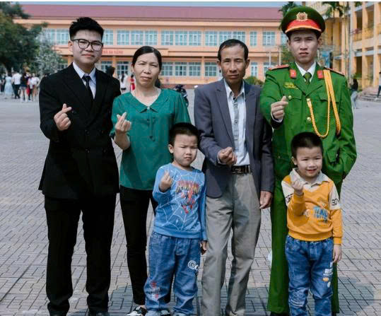 Thủ khoa toàn quốc 39/40 điểm: Từ gia cảnh giản dị đến giấc mơ kỹ sư Bách khoa