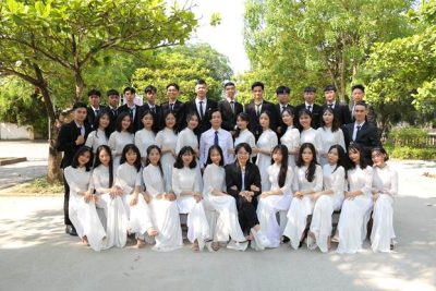 Trần Thị Huyền tấm gương về vượt khó vươn lên trong học tập